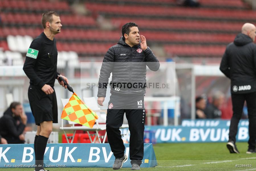 Hände, gestikuliert, Anweisungen, Kurtulus Öztürk, FLYERALARM Arena, Würzburg, 01.11.2020, DFL, sport, action, Fussball, Deutschland, November 2020, Saison 2020/2021, Bundesliga, 2. Bundesliga, VfL Bochum, FC Würzburger Kickers - Bild-ID: 2284433
