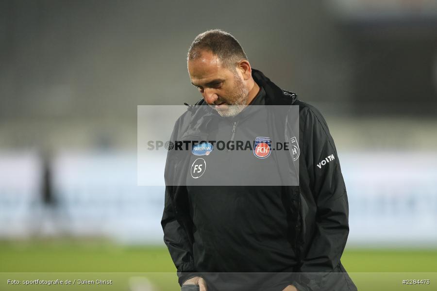 Blickt nach unten, Trainer, Frank Schmidt, Voith-Arena, Heidenheim, 06.11.2020, DFL, sport, action, Fussball, Deutschland, November 2020, Saison 2020/2021, Bundesliga, 2. Bundesliga, FC Würzburger Kickers, 1. FC Heidenheim - Bild-ID: 2284473 Blickt nach unten, Trainer, Frank Schmidt, Voith-Arena, Heidenheim, 06.11.2020, DFL, sport, action, Fussball, Deutschland, November 2020, Saison 2020/2021, Bundesliga, 2. Bundesliga, FC Würzburger Kickers, 1. FC Heidenheim - Bild-ID: 2284473