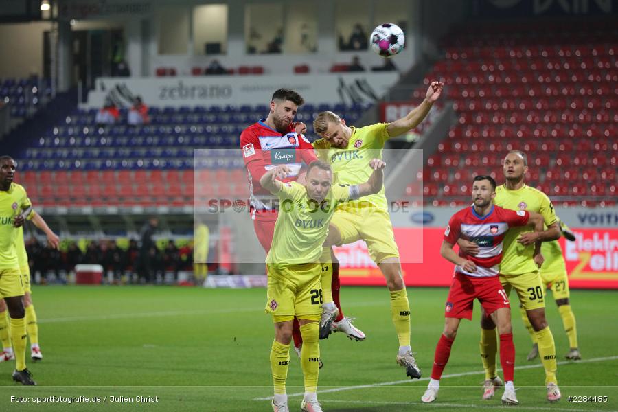 Lars Dietz, Stefan Schimmer, Arne Feick, Voith-Arena, Heidenheim, 06.11.2020, DFL, sport, action, Fussball, Deutschland, November 2020, Saison 2020/2021, Bundesliga, 2. Bundesliga, FC Würzburger Kickers, 1. FC Heidenheim - Bild-ID: 2284485 Lars Dietz, Stefan Schimmer, Arne Feick, Voith-Arena, Heidenheim, 06.11.2020, DFL, sport, action, Fussball, Deutschland, November 2020, Saison 2020/2021, Bundesliga, 2. Bundesliga, FC Würzburger Kickers, 1. FC Heidenheim - Bild-ID: 2284485