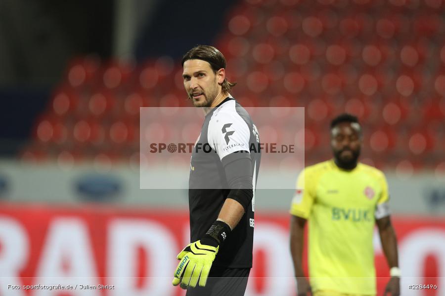 Fabian Giefer, Voith-Arena, Heidenheim, 06.11.2020, DFL, sport, action, Fussball, Deutschland, November 2020, Saison 2020/2021, Bundesliga, 2. Bundesliga, FC Würzburger Kickers, 1. FC Heidenheim - Bild-ID: 2284496 Fabian Giefer, Voith-Arena, Heidenheim, 06.11.2020, DFL, sport, action, Fussball, Deutschland, November 2020, Saison 2020/2021, Bundesliga, 2. Bundesliga, FC Würzburger Kickers, 1. FC Heidenheim - Bild-ID: 2284496