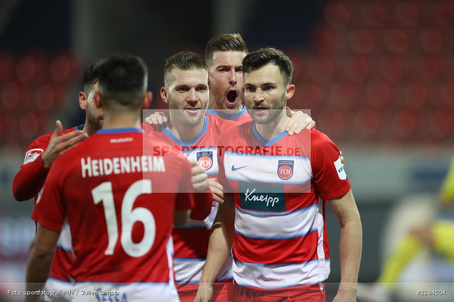 Kevin Sessa, Stefan Schimmer, Emotion, Torjubel, Denis Thomalla, Voith-Arena, Heidenheim, 06.11.2020, DFL, sport, action, Fussball, Deutschland, November 2020, Saison 2020/2021, Bundesliga, 2. Bundesliga, FC Würzburger Kickers, 1. FC Heidenheim - Bild-ID: 2284504 Kevin Sessa, Stefan Schimmer, Emotion, Torjubel, Denis Thomalla, Voith-Arena, Heidenheim, 06.11.2020, DFL, sport, action, Fussball, Deutschland, November 2020, Saison 2020/2021, Bundesliga, 2. Bundesliga, FC Würzburger Kickers, 1. FC Heidenheim - Bild-ID: 2284504