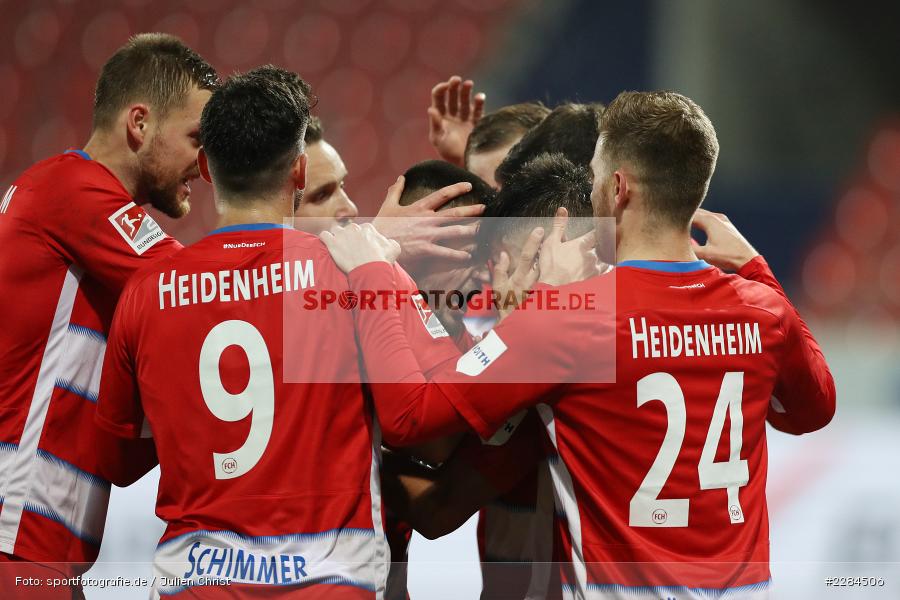 Kevin Sessa, Stefan Schimmer, Emotion, Torjubel, Denis Thomalla, Voith-Arena, Heidenheim, 06.11.2020, DFL, sport, action, Fussball, Deutschland, November 2020, Saison 2020/2021, Bundesliga, 2. Bundesliga, FC Würzburger Kickers, 1. FC Heidenheim - Bild-ID: 2284506 Kevin Sessa, Stefan Schimmer, Emotion, Torjubel, Denis Thomalla, Voith-Arena, Heidenheim, 06.11.2020, DFL, sport, action, Fussball, Deutschland, November 2020, Saison 2020/2021, Bundesliga, 2. Bundesliga, FC Würzburger Kickers, 1. FC Heidenheim - Bild-ID: 2284506
