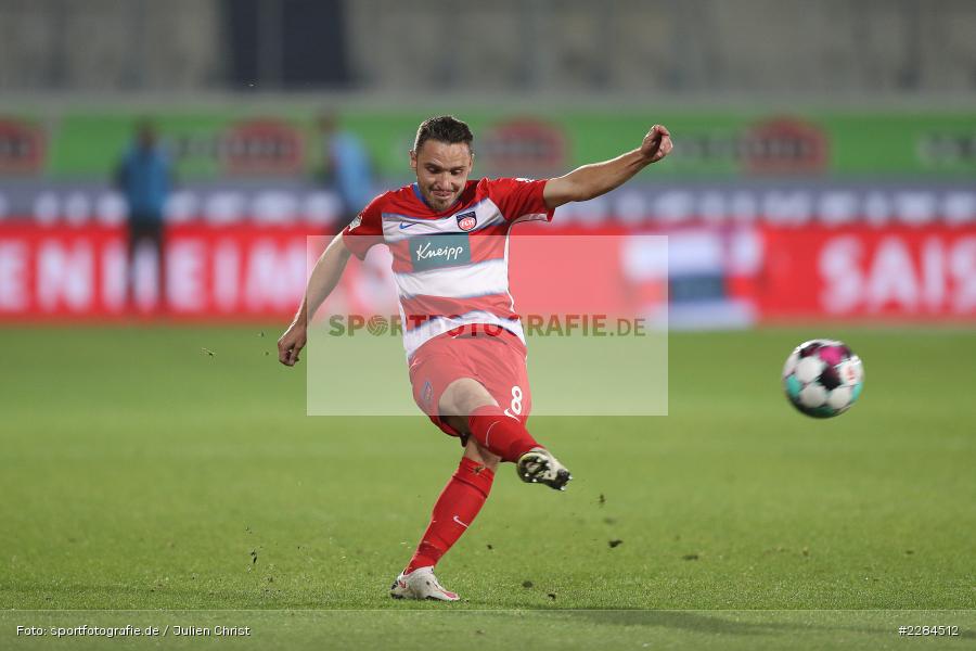 Dynamik, Bewegung, Torschuss, Andreas Geipl, Voith-Arena, Heidenheim, 06.11.2020, DFL, sport, action, Fussball, Deutschland, November 2020, Saison 2020/2021, Bundesliga, 2. Bundesliga, FC Würzburger Kickers, 1. FC Heidenheim - Bild-ID: 2284512 Dynamik, Bewegung, Torschuss, Andreas Geipl, Voith-Arena, Heidenheim, 06.11.2020, DFL, sport, action, Fussball, Deutschland, November 2020, Saison 2020/2021, Bundesliga, 2. Bundesliga, FC Würzburger Kickers, 1. FC Heidenheim - Bild-ID: 2284512