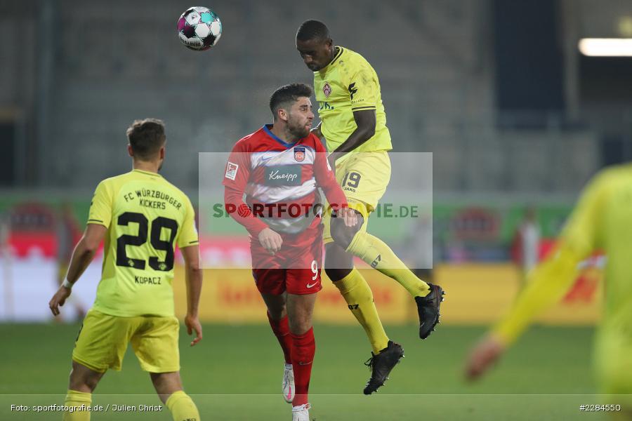 Douglas Franco Teixeira, Stefan Schimmer, Voith-Arena, Heidenheim, 06.11.2020, DFL, sport, action, Fussball, Deutschland, November 2020, Saison 2020/2021, Bundesliga, 2. Bundesliga, FC Würzburger Kickers, 1. FC Heidenheim - Bild-ID: 2284550 Douglas Franco Teixeira, Stefan Schimmer, Voith-Arena, Heidenheim, 06.11.2020, DFL, sport, action, Fussball, Deutschland, November 2020, Saison 2020/2021, Bundesliga, 2. Bundesliga, FC Würzburger Kickers, 1. FC Heidenheim - Bild-ID: 2284550