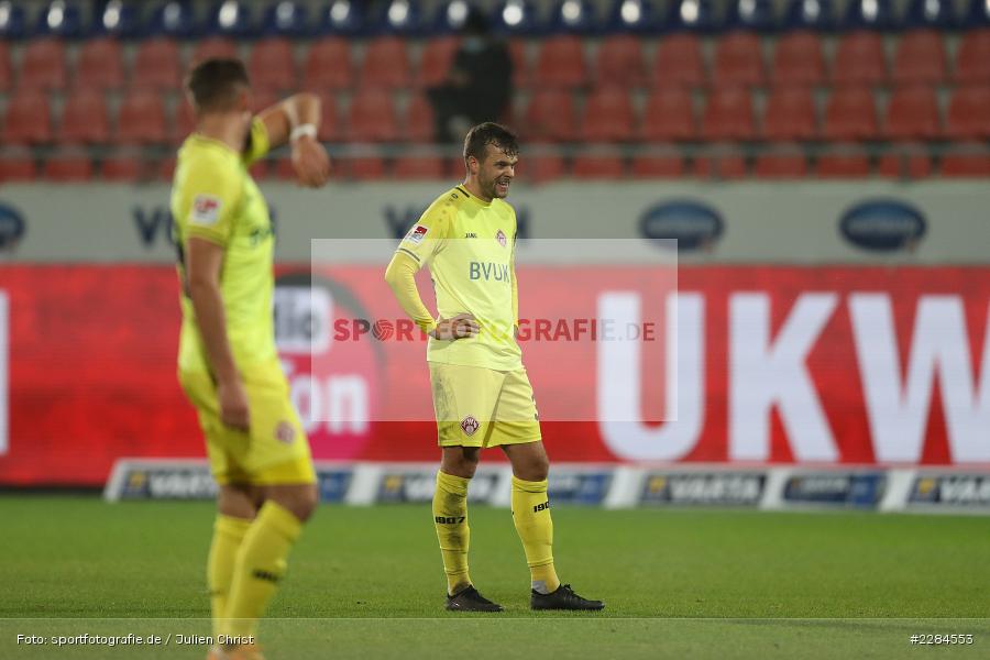 Hüfte, Hände, Enttäuscht, Robert Herrmann, Voith-Arena, Heidenheim, 06.11.2020, DFL, sport, action, Fussball, Deutschland, November 2020, Saison 2020/2021, Bundesliga, 2. Bundesliga, FC Würzburger Kickers, 1. FC Heidenheim - Bild-ID: 2284553 Hüfte, Hände, Enttäuscht, Robert Herrmann, Voith-Arena, Heidenheim, 06.11.2020, DFL, sport, action, Fussball, Deutschland, November 2020, Saison 2020/2021, Bundesliga, 2. Bundesliga, FC Würzburger Kickers, 1. FC Heidenheim - Bild-ID: 2284553