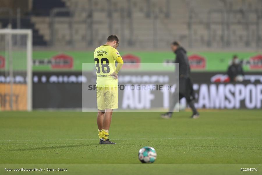 enttäuscht, Robert Herrmann, Voith-Arena, Heidenheim, 06.11.2020, DFL, sport, action, Fussball, Deutschland, November 2020, Saison 2020/2021, Bundesliga, 2. Bundesliga, FC Würzburger Kickers, 1. FC Heidenheim - Bild-ID: 2284576 enttäuscht, Robert Herrmann, Voith-Arena, Heidenheim, 06.11.2020, DFL, sport, action, Fussball, Deutschland, November 2020, Saison 2020/2021, Bundesliga, 2. Bundesliga, FC Würzburger Kickers, 1. FC Heidenheim - Bild-ID: 2284576
