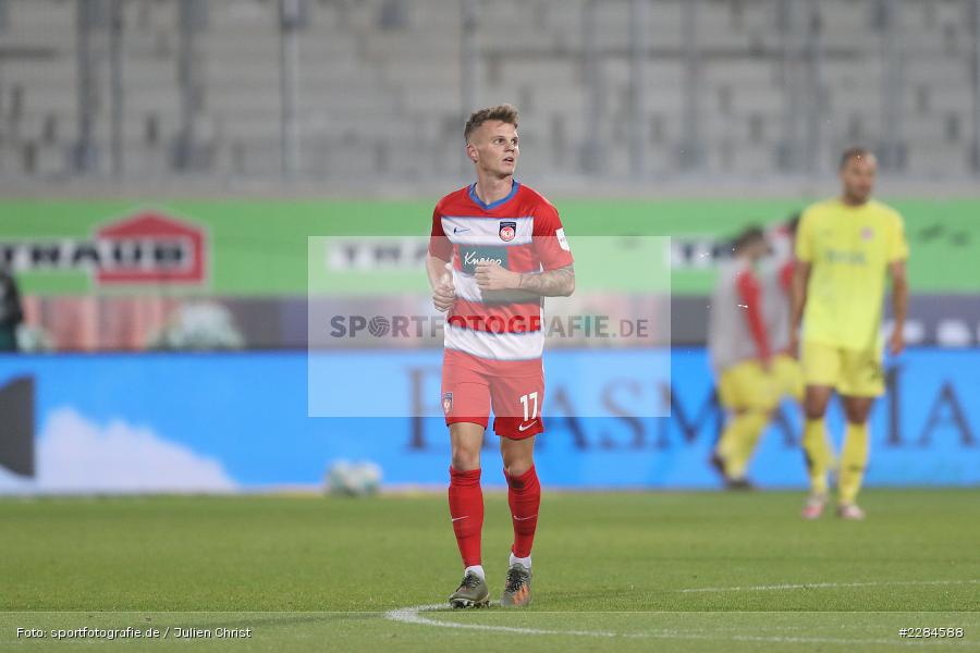 Florian Pick, Voith-Arena, Heidenheim, 06.11.2020, DFL, sport, action, Fussball, Deutschland, November 2020, Saison 2020/2021, Bundesliga, 2. Bundesliga, FC Würzburger Kickers, 1. FC Heidenheim - Bild-ID: 2284588 Florian Pick, Voith-Arena, Heidenheim, 06.11.2020, DFL, sport, action, Fussball, Deutschland, November 2020, Saison 2020/2021, Bundesliga, 2. Bundesliga, FC Würzburger Kickers, 1. FC Heidenheim - Bild-ID: 2284588