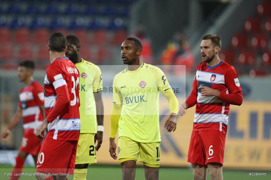 Saliou Sané, Voith-Arena, Heidenheim, 06.11.2020, DFL, sport, action, Fussball, Deutschland, November 2020, Saison 2020/2021, Bundesliga, 2. Bundesliga, FC Würzburger Kickers, 1. FC Heidenheim - Bild-ID: 2284595 Saliou Sané, Voith-Arena, Heidenheim, 06.11.2020, DFL, sport, action, Fussball, Deutschland, November 2020, Saison 2020/2021, Bundesliga, 2. Bundesliga, FC Würzburger Kickers, 1. FC Heidenheim - Bild-ID: 2284595