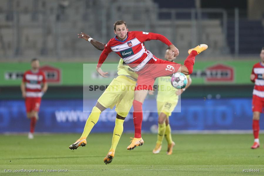 Ridge Munsy, Jonas Föhrenbach, Voith-Arena, Heidenheim, 06.11.2020, DFL, sport, action, Fussball, Deutschland, November 2020, Saison 2020/2021, Bundesliga, 2. Bundesliga, FC Würzburger Kickers, 1. FC Heidenheim - Bild-ID: 2284614 Ridge Munsy, Jonas Föhrenbach, Voith-Arena, Heidenheim, 06.11.2020, DFL, sport, action, Fussball, Deutschland, November 2020, Saison 2020/2021, Bundesliga, 2. Bundesliga, FC Würzburger Kickers, 1. FC Heidenheim - Bild-ID: 2284614