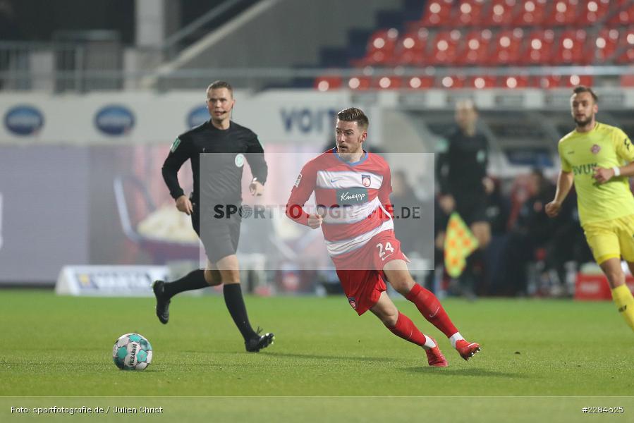 Christian Kühlwetter, Voith-Arena, Heidenheim, 06.11.2020, DFL, sport, action, Fussball, Deutschland, November 2020, Saison 2020/2021, Bundesliga, 2. Bundesliga, FC Würzburger Kickers, 1. FC Heidenheim - Bild-ID: 2284625 Christian Kühlwetter, Voith-Arena, Heidenheim, 06.11.2020, DFL, sport, action, Fussball, Deutschland, November 2020, Saison 2020/2021, Bundesliga, 2. Bundesliga, FC Würzburger Kickers, 1. FC Heidenheim - Bild-ID: 2284625