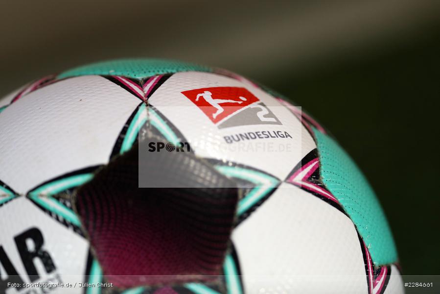Derbystar, Spielgerät, Ball, Symbolbild, Voith-Arena, Heidenheim, 06.11.2020, DFL, sport, action, Fussball, Deutschland, November 2020, Saison 2020/2021, Bundesliga, 2. Bundesliga, FC Würzburger Kickers, 1. FC Heidenheim - Bild-ID: 2284661 Derbystar, Spielgerät, Ball, Symbolbild, Voith-Arena, Heidenheim, 06.11.2020, DFL, sport, action, Fussball, Deutschland, November 2020, Saison 2020/2021, Bundesliga, 2. Bundesliga, FC Würzburger Kickers, 1. FC Heidenheim - Bild-ID: 2284661
