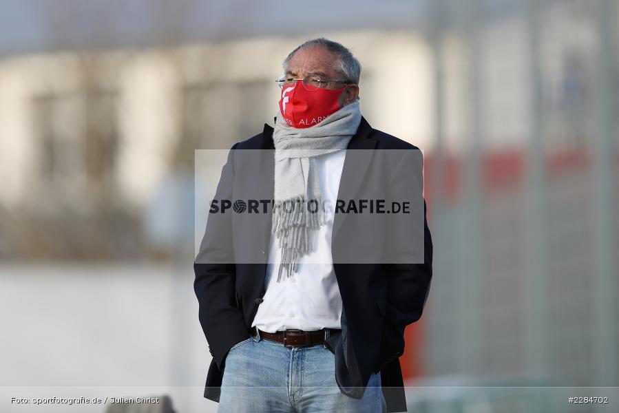 Head of FLYERALARM, Global Soccer, Felix Magath, Sportgelände am Sonnenstuhl, Randersacker, 09.11.2020, DFL, sport, action, Fussball, Deutschland, November 2020, Saison 2020/2021, Bundesliga, 2. Bundesliga, FC Würzburger Kickers, Neuer Trainer, Bernhard Trares, Erstes Training, Vorstellung - Bild-ID: 2284702