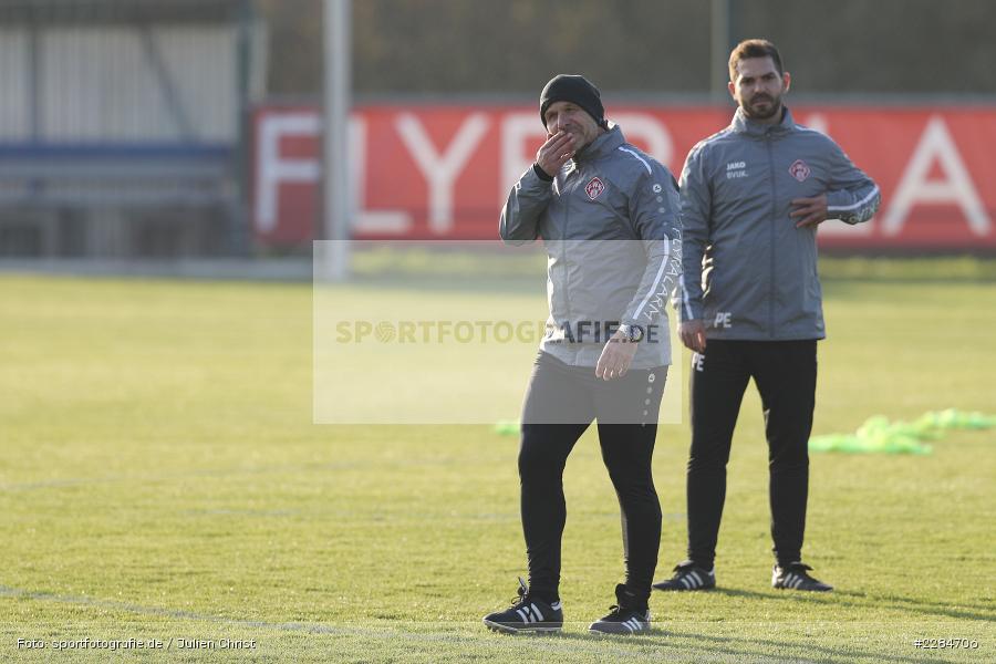 Philipp Eckart, Sportgelände am Sonnenstuhl, Randersacker, 09.11.2020, DFL, sport, action, Fussball, Deutschland, November 2020, Saison 2020/2021, Bundesliga, 2. Bundesliga, FC Würzburger Kickers, Neuer Trainer, Bernhard Trares, Erstes Training, Vorstellung - Bild-ID: 2284706 Philipp Eckart, Sportgelände am Sonnenstuhl, Randersacker, 09.11.2020, DFL, sport, action, Fussball, Deutschland, November 2020, Saison 2020/2021, Bundesliga, 2. Bundesliga, FC Würzburger Kickers, Neuer Trainer, Bernhard Trares, Erstes Training, Vorstellung - Bild-ID: 2284706