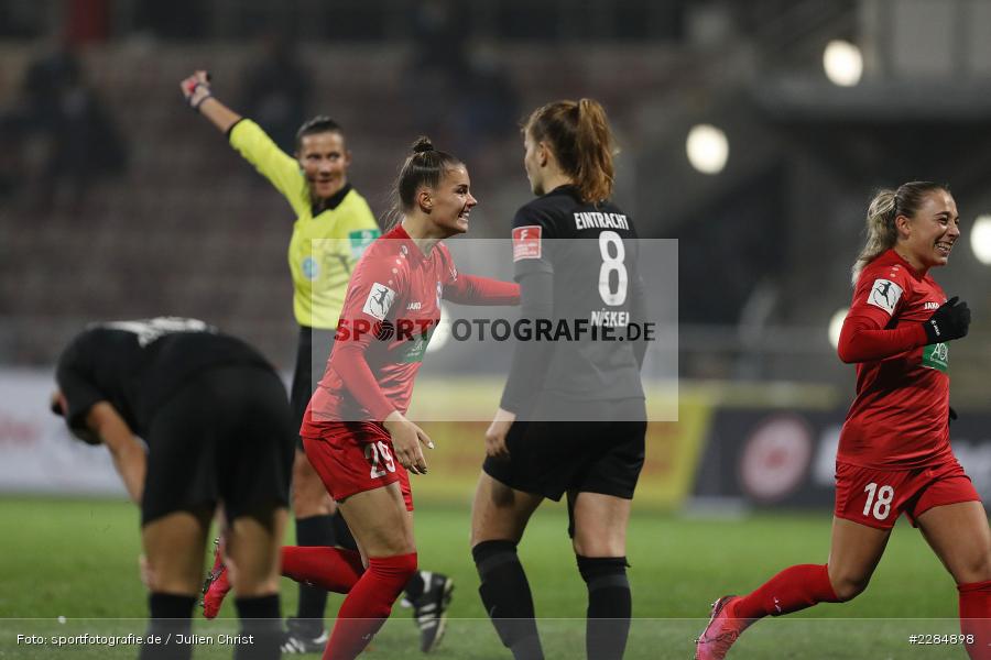 Nadine Westerhoff, Sjoeke Nüsken, Gina Chmielinski, Jubel, Selina Cerci, Stadion am Brentanobad, Frankfurt, 13.11.2020, DFL, sport, action, Fussball, Deutschland, November 2020, Saison 2020/2021, Die Liga, FLYERALARM Frauen-Bundesliga, Frauen-Bundesliga, 1. Bundesliga Frauen, 1.FFC Turbine Potsdam, Eintracht Frankfurt Frauen - Bild-ID: 2284898 Nadine Westerhoff, Sjoeke Nüsken, Gina Chmielinski, Jubel, Selina Cerci, Stadion am Brentanobad, Frankfurt, 13.11.2020, DFL, sport, action, Fussball, Deutschland, November 2020, Saison 2020/2021, Die Liga, FLYERALARM Frauen-Bundesliga, Frauen-Bundesliga, 1. Bundesliga Frauen, 1.FFC Turbine Potsdam, Eintracht Frankfurt Frauen - Bild-ID: 2284898