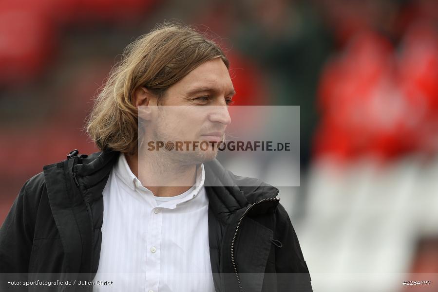 Vorstandsvorsitzender, Daniel Sauer, FLYERALARM Arena, Würzburg, 22.11.2020, DFL, sport, action, Fussball, Deutschland, November 2020, Saison 2020/2021, 2. Bundesliga, Hannover 96, FC Würzburger Kickers - Bild-ID: 2284997 Vorstandsvorsitzender, Daniel Sauer, FLYERALARM Arena, Würzburg, 22.11.2020, DFL, sport, action, Fussball, Deutschland, November 2020, Saison 2020/2021, 2. Bundesliga, Hannover 96, FC Würzburger Kickers - Bild-ID: 2284997