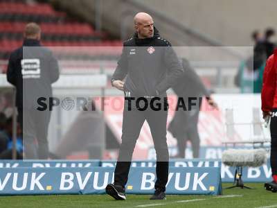Fotos von FC Würzburger Kickers - VfL Bochum auf sportfotografie.de