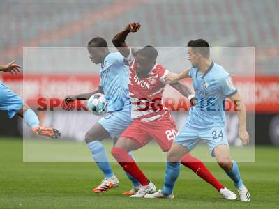 Fotos von Raman Chibsah auf sportfotografie