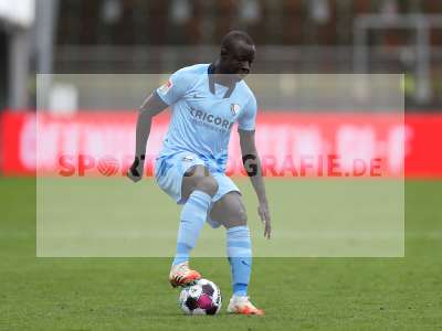 Fotos von Raman Chibsah auf sportfotografie