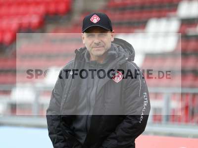 Fotos von FC Würzburger Kickers - Hannover 96 auf sportfotografie.de