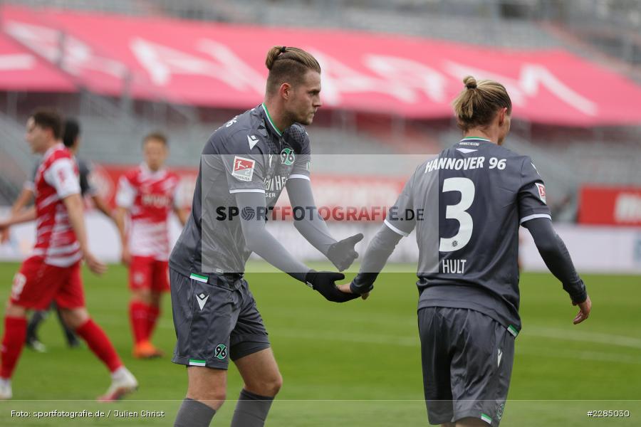 Bo Niklas Hult, Marvin Ducksch, FLYERALARM Arena, Würzburg, 22.11.2020, DFL, sport, action, Fussball, Deutschland, November 2020, Saison 2020/2021, 2. Bundesliga, Hannover 96, FC Würzburger Kickers - Bild-ID: 2285030 Bo Niklas Hult, Marvin Ducksch, FLYERALARM Arena, Würzburg, 22.11.2020, DFL, sport, action, Fussball, Deutschland, November 2020, Saison 2020/2021, 2. Bundesliga, Hannover 96, FC Würzburger Kickers - Bild-ID: 2285030