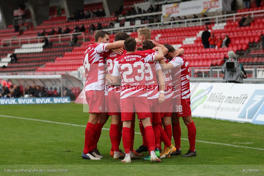Lars Dietz, Dominic Baumann, Robert Herrmann, Florian Flecker, Torjubel, David Kopacz, FLYERALARM Arena, Würzburg, 22.11.2020, DFL, sport, action, Fussball, Deutschland, November 2020, Saison 2020/2021, 2. Bundesliga, Hannover 96, FC Würzburger Kickers - Bild-ID: 2285061 Lars Dietz, Dominic Baumann, Robert Herrmann, Florian Flecker, Torjubel, David Kopacz, FLYERALARM Arena, Würzburg, 22.11.2020, DFL, sport, action, Fussball, Deutschland, November 2020, Saison 2020/2021, 2. Bundesliga, Hannover 96, FC Würzburger Kickers - Bild-ID: 2285061