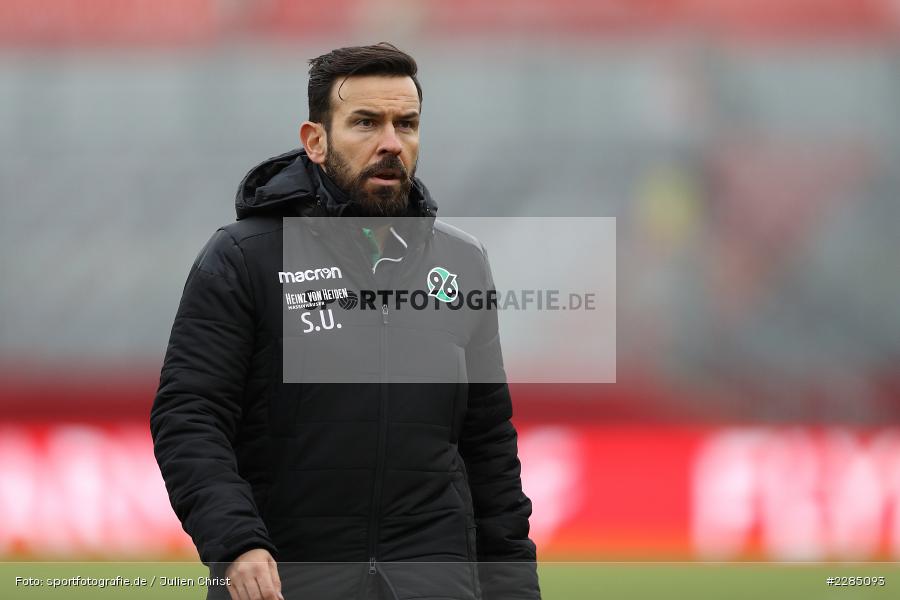 Serhat Umar, FLYERALARM Arena, Würzburg, 22.11.2020, DFL, sport, action, Fussball, Deutschland, November 2020, Saison 2020/2021, 2. Bundesliga, Hannover 96, FC Würzburger Kickers - Bild-ID: 2285093 Serhat Umar, FLYERALARM Arena, Würzburg, 22.11.2020, DFL, sport, action, Fussball, Deutschland, November 2020, Saison 2020/2021, 2. Bundesliga, Hannover 96, FC Würzburger Kickers - Bild-ID: 2285093