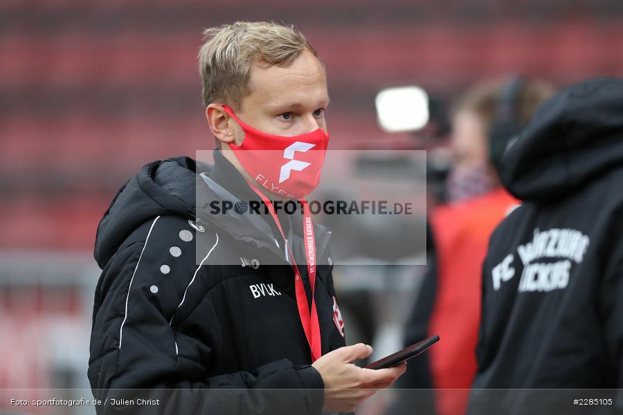 Pressesprecher, Nico Eichelbrönner, FLYERALARM Arena, Würzburg, 22.11.2020, DFL, sport, action, Fussball, Deutschland, November 2020, Saison 2020/2021, 2. Bundesliga, Hannover 96, FC Würzburger Kickers - Bild-ID: 2285105 Pressesprecher, Nico Eichelbrönner, FLYERALARM Arena, Würzburg, 22.11.2020, DFL, sport, action, Fussball, Deutschland, November 2020, Saison 2020/2021, 2. Bundesliga, Hannover 96, FC Würzburger Kickers - Bild-ID: 2285105