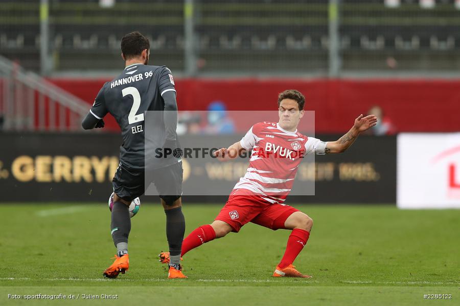 Josip Elez, Patrick Sontheimer, FLYERALARM Arena, Würzburg, 22.11.2020, DFL, sport, action, Fussball, Deutschland, November 2020, Saison 2020/2021, 2. Bundesliga, Hannover 96, FC Würzburger Kickers - Bild-ID: 2285122 Josip Elez, Patrick Sontheimer, FLYERALARM Arena, Würzburg, 22.11.2020, DFL, sport, action, Fussball, Deutschland, November 2020, Saison 2020/2021, 2. Bundesliga, Hannover 96, FC Würzburger Kickers - Bild-ID: 2285122