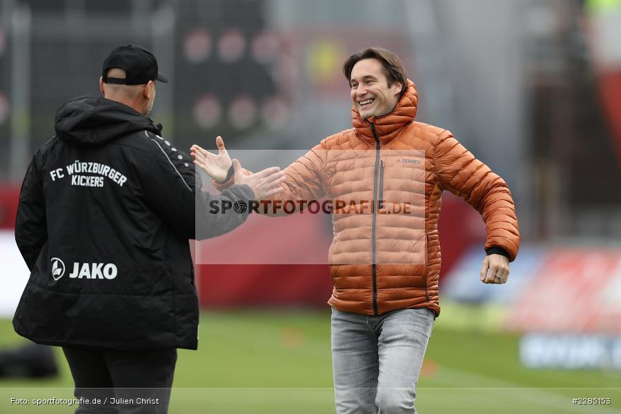 Begrüßung, Handschlag, Bernhard Trares, Gerhard Zuber, FLYERALARM Arena, Würzburg, 22.11.2020, DFL, sport, action, Fussball, Deutschland, November 2020, Saison 2020/2021, 2. Bundesliga, Hannover 96, FC Würzburger Kickers - Bild-ID: 2285153 Begrüßung, Handschlag, Bernhard Trares, Gerhard Zuber, FLYERALARM Arena, Würzburg, 22.11.2020, DFL, sport, action, Fussball, Deutschland, November 2020, Saison 2020/2021, 2. Bundesliga, Hannover 96, FC Würzburger Kickers - Bild-ID: 2285153