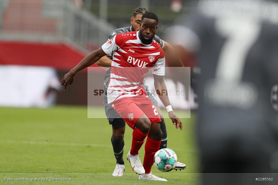Simon Falette, Ridge Munsy, FLYERALARM Arena, Würzburg, 22.11.2020, DFL, sport, action, Fussball, Deutschland, November 2020, Saison 2020/2021, 2. Bundesliga, Hannover 96, FC Würzburger Kickers - Bild-ID: 2285162 Simon Falette, Ridge Munsy, FLYERALARM Arena, Würzburg, 22.11.2020, DFL, sport, action, Fussball, Deutschland, November 2020, Saison 2020/2021, 2. Bundesliga, Hannover 96, FC Würzburger Kickers - Bild-ID: 2285162