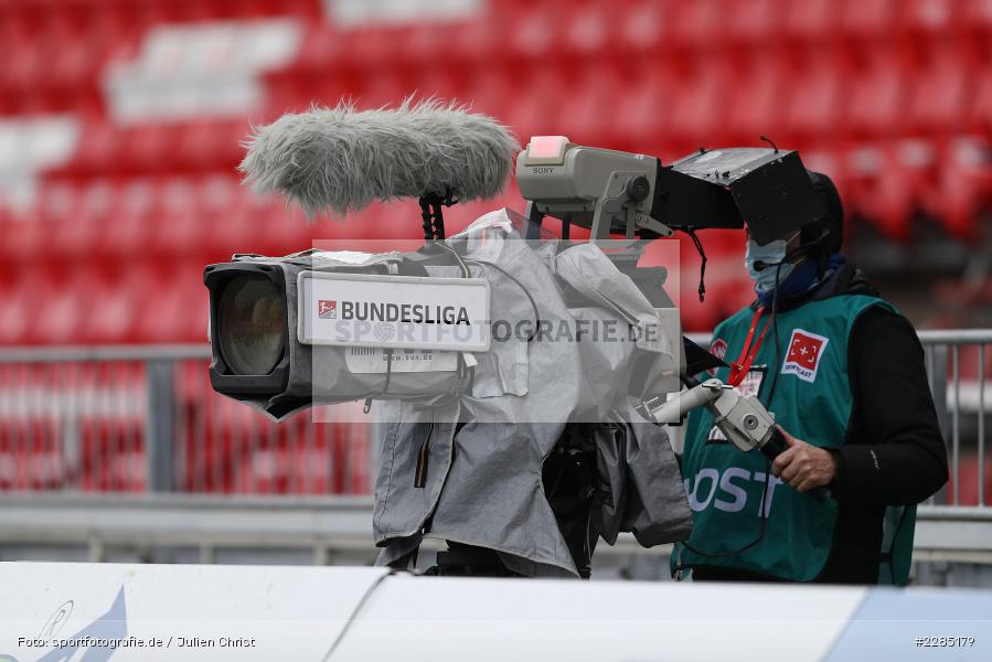 TV, Übertragung, Kamera, Symbolbild, FLYERALARM Arena, Würzburg, 22.11.2020, DFL, sport, action, Fussball, Deutschland, November 2020, Saison 2020/2021, 2. Bundesliga, Hannover 96, FC Würzburger Kickers - Bild-ID: 2285179 TV, Übertragung, Kamera, Symbolbild, FLYERALARM Arena, Würzburg, 22.11.2020, DFL, sport, action, Fussball, Deutschland, November 2020, Saison 2020/2021, 2. Bundesliga, Hannover 96, FC Würzburger Kickers - Bild-ID: 2285179