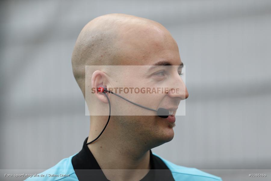 Mikrofon, Equipment, Nicolas Winter, FLYERALARM Arena, Würzburg, 22.11.2020, DFL, sport, action, Fussball, Deutschland, November 2020, Saison 2020/2021, 2. Bundesliga, Hannover 96, FC Würzburger Kickers - Bild-ID: 2285186 Mikrofon, Equipment, Nicolas Winter, FLYERALARM Arena, Würzburg, 22.11.2020, DFL, sport, action, Fussball, Deutschland, November 2020, Saison 2020/2021, 2. Bundesliga, Hannover 96, FC Würzburger Kickers - Bild-ID: 2285186
