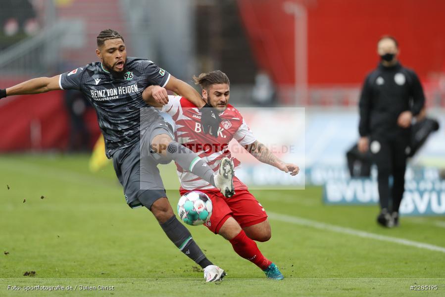 Simon Falette, Dominic Baumann, FLYERALARM Arena, Würzburg, 22.11.2020, DFL, sport, action, Fussball, Deutschland, November 2020, Saison 2020/2021, 2. Bundesliga, Hannover 96, FC Würzburger Kickers - Bild-ID: 2285195 Simon Falette, Dominic Baumann, FLYERALARM Arena, Würzburg, 22.11.2020, DFL, sport, action, Fussball, Deutschland, November 2020, Saison 2020/2021, 2. Bundesliga, Hannover 96, FC Würzburger Kickers - Bild-ID: 2285195