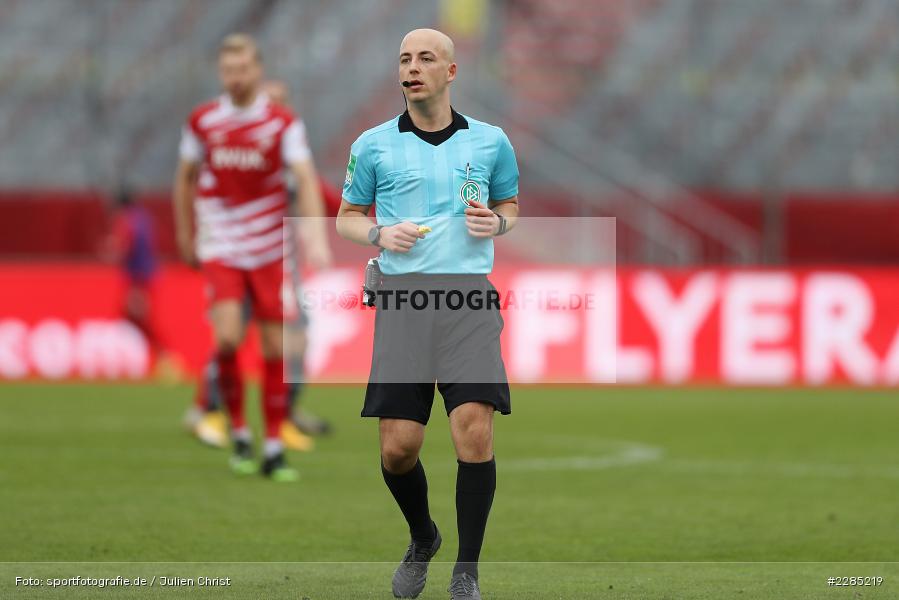 Nicolas Winter, FLYERALARM Arena, Würzburg, 22.11.2020, DFL, sport, action, Fussball, Deutschland, November 2020, Saison 2020/2021, 2. Bundesliga, Hannover 96, FC Würzburger Kickers - Bild-ID: 2285219 Nicolas Winter, FLYERALARM Arena, Würzburg, 22.11.2020, DFL, sport, action, Fussball, Deutschland, November 2020, Saison 2020/2021, 2. Bundesliga, Hannover 96, FC Würzburger Kickers - Bild-ID: 2285219