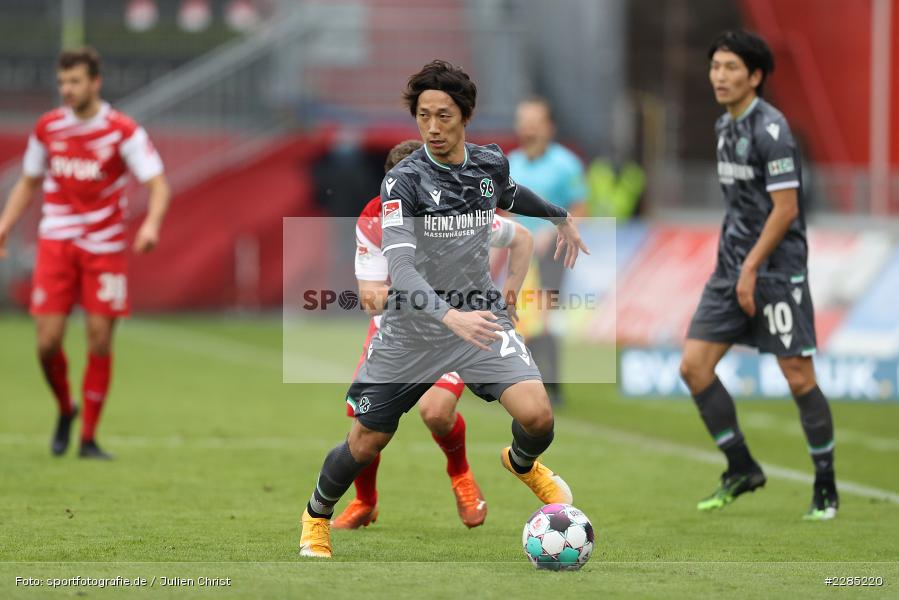 Sei Muroya, FLYERALARM Arena, Würzburg, 22.11.2020, DFL, sport, action, Fussball, Deutschland, November 2020, Saison 2020/2021, 2. Bundesliga, Hannover 96, FC Würzburger Kickers - Bild-ID: 2285220 Sei Muroya, FLYERALARM Arena, Würzburg, 22.11.2020, DFL, sport, action, Fussball, Deutschland, November 2020, Saison 2020/2021, 2. Bundesliga, Hannover 96, FC Würzburger Kickers - Bild-ID: 2285220