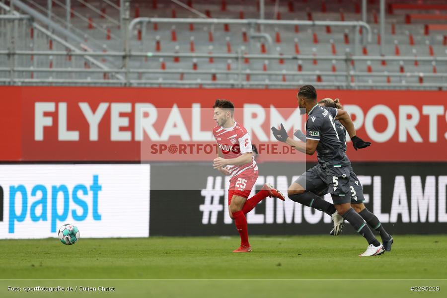 Bo Niklas Hult, Simon Falette, Dominik Meisel, FLYERALARM Arena, Würzburg, 22.11.2020, DFL, sport, action, Fussball, Deutschland, November 2020, Saison 2020/2021, 2. Bundesliga, Hannover 96, FC Würzburger Kickers - Bild-ID: 2285228 Bo Niklas Hult, Simon Falette, Dominik Meisel, FLYERALARM Arena, Würzburg, 22.11.2020, DFL, sport, action, Fussball, Deutschland, November 2020, Saison 2020/2021, 2. Bundesliga, Hannover 96, FC Würzburger Kickers - Bild-ID: 2285228