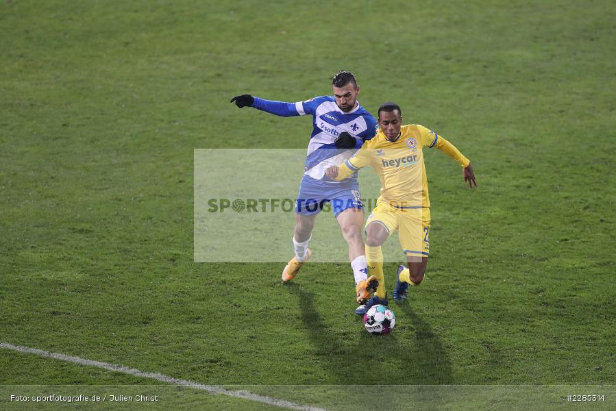 Serdar Dursun, Yassin Ben Balla, Merck-Stadion am Böllenfalltor, Darmstadt, 27.11.2020, DFL, sport, action, Fussball, Deutschland, November 2020, Saison 2020/2021, 2. Bundesliga, Eintracht Braunschweig, SV Darmstadt 98 - Bild-ID: 2285314 Serdar Dursun, Yassin Ben Balla, Merck-Stadion am Böllenfalltor, Darmstadt, 27.11.2020, DFL, sport, action, Fussball, Deutschland, November 2020, Saison 2020/2021, 2. Bundesliga, Eintracht Braunschweig, SV Darmstadt 98 - Bild-ID: 2285314