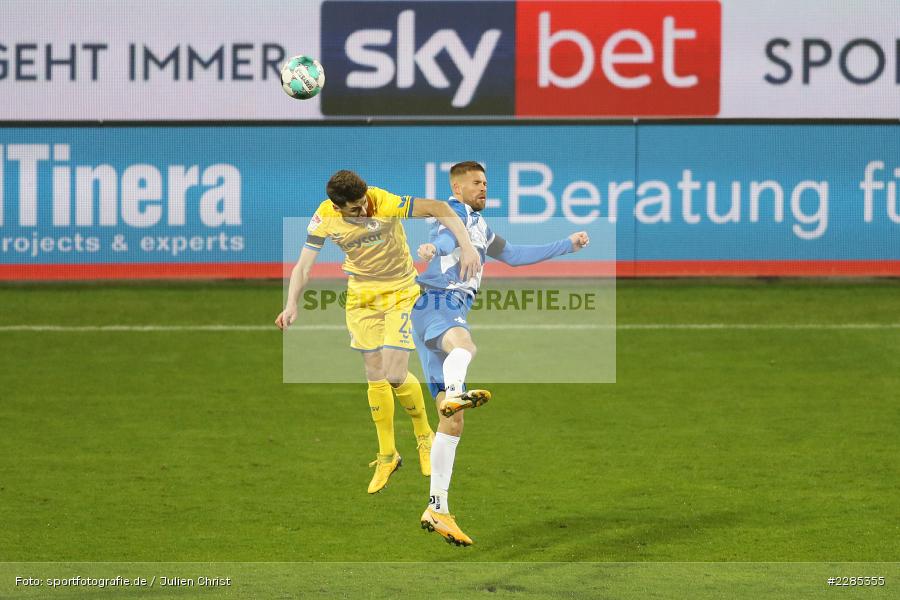Tobias Kempe, Danilo Wiebe, Merck-Stadion am Böllenfalltor, Darmstadt, 27.11.2020, DFL, sport, action, Fussball, Deutschland, November 2020, Saison 2020/2021, 2. Bundesliga, Eintracht Braunschweig, SV Darmstadt 98 - Bild-ID: 2285355 Tobias Kempe, Danilo Wiebe, Merck-Stadion am Böllenfalltor, Darmstadt, 27.11.2020, DFL, sport, action, Fussball, Deutschland, November 2020, Saison 2020/2021, 2. Bundesliga, Eintracht Braunschweig, SV Darmstadt 98 - Bild-ID: 2285355