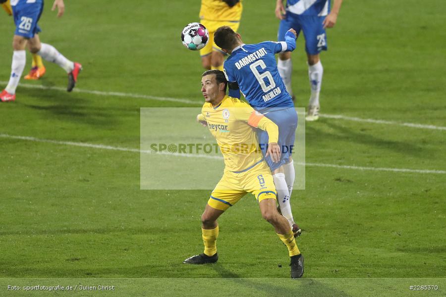 Marvin Mehlem, Dominik Wydra, Merck-Stadion am Böllenfalltor, Darmstadt, 27.11.2020, DFL, sport, action, Fussball, Deutschland, November 2020, Saison 2020/2021, 2. Bundesliga, Eintracht Braunschweig, SV Darmstadt 98 - Bild-ID: 2285370 Marvin Mehlem, Dominik Wydra, Merck-Stadion am Böllenfalltor, Darmstadt, 27.11.2020, DFL, sport, action, Fussball, Deutschland, November 2020, Saison 2020/2021, 2. Bundesliga, Eintracht Braunschweig, SV Darmstadt 98 - Bild-ID: 2285370