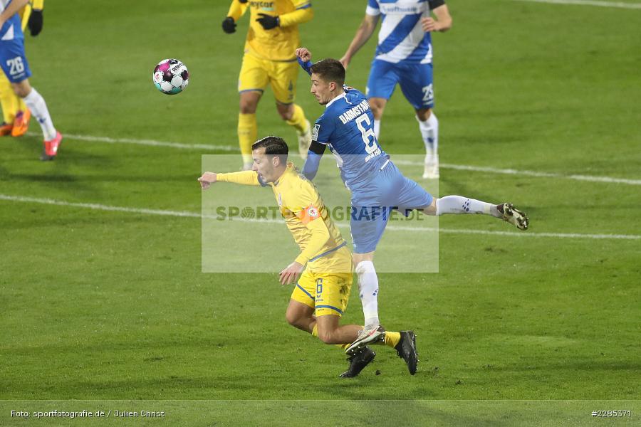 Marvin Mehlem, Dominik Wydra, Merck-Stadion am Böllenfalltor, Darmstadt, 27.11.2020, DFL, sport, action, Fussball, Deutschland, November 2020, Saison 2020/2021, 2. Bundesliga, Eintracht Braunschweig, SV Darmstadt 98 - Bild-ID: 2285371 Marvin Mehlem, Dominik Wydra, Merck-Stadion am Böllenfalltor, Darmstadt, 27.11.2020, DFL, sport, action, Fussball, Deutschland, November 2020, Saison 2020/2021, 2. Bundesliga, Eintracht Braunschweig, SV Darmstadt 98 - Bild-ID: 2285371