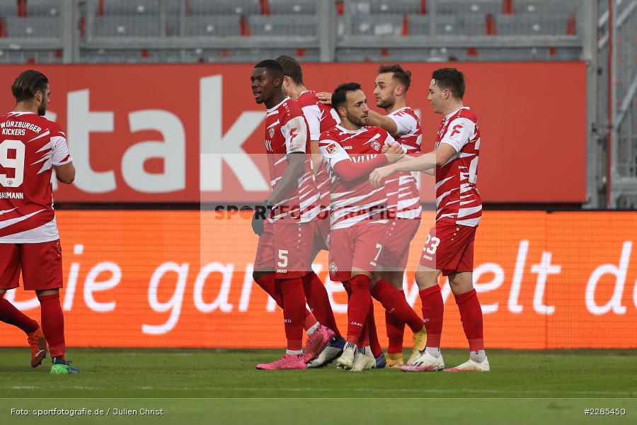 Dominic Baumann, Jubeln, Leroy Kwadwo, Florian Flecker, Torjubel, Mitja Lotric, FLYERALARM Arena, Würzburg, 06.12.2020, DFL, sport, action, Fussball, Deutschland, Dezember 2020, Saison 2020/2021, 2. Bundesliga, SV Sandhausen, FC Würzburger Kickers - Bild-ID: 2285450