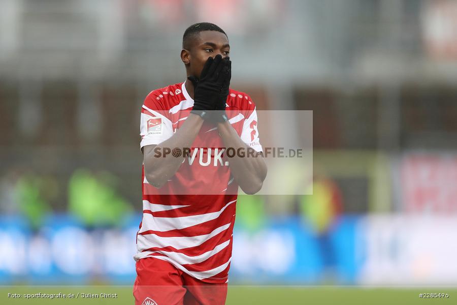Leroy Kwadwo, FLYERALARM Arena, Würzburg, 06.12.2020, DFL, sport, action, Fussball, Deutschland, Dezember 2020, Saison 2020/2021, 2. Bundesliga, SV Sandhausen, FC Würzburger Kickers - Bild-ID: 2285496 Leroy Kwadwo, FLYERALARM Arena, Würzburg, 06.12.2020, DFL, sport, action, Fussball, Deutschland, Dezember 2020, Saison 2020/2021, 2. Bundesliga, SV Sandhausen, FC Würzburger Kickers - Bild-ID: 2285496