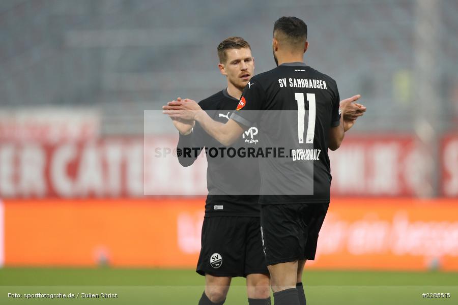 Denis Linsmayer, Aziz Bouhaddouz, FLYERALARM Arena, Würzburg, 06.12.2020, DFL, sport, action, Fussball, Deutschland, Dezember 2020, Saison 2020/2021, 2. Bundesliga, SV Sandhausen, FC Würzburger Kickers - Bild-ID: 2285515