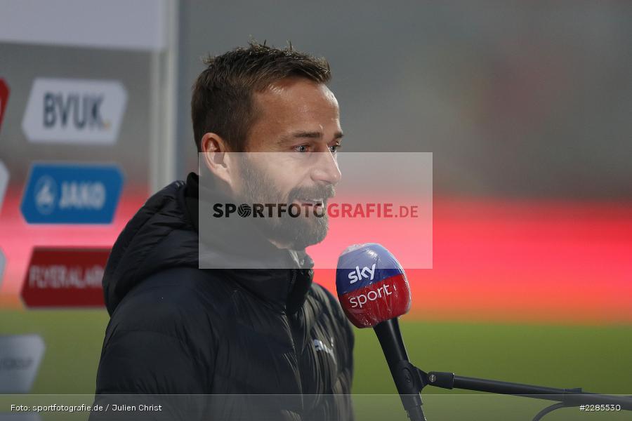 sky sport, gut gelaunt, Interview, Michael Schiele, FLYERALARM Arena, Würzburg, 06.12.2020, DFL, sport, action, Fussball, Deutschland, Dezember 2020, Saison 2020/2021, 2. Bundesliga, SV Sandhausen, FC Würzburger Kickers - Bild-ID: 2285530