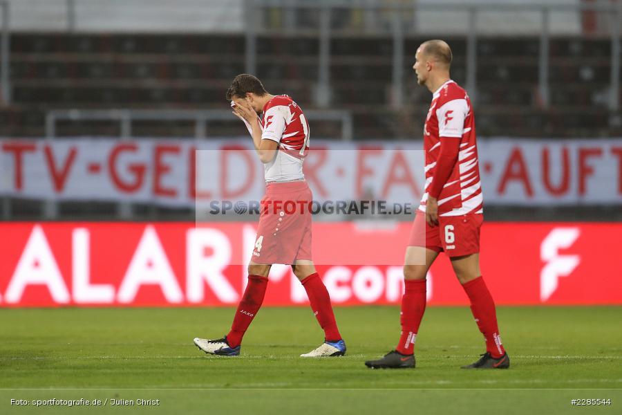 Tobias Kraulich, Hendrik Hansen, FLYERALARM Arena, Würzburg, 06.12.2020, DFL, sport, action, Fussball, Deutschland, Dezember 2020, Saison 2020/2021, 2. Bundesliga, SV Sandhausen, FC Würzburger Kickers - Bild-ID: 2285544