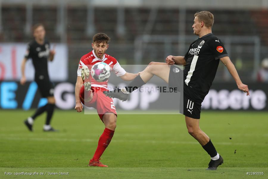 Julius Biada, Dominik Meisel, FLYERALARM Arena, Würzburg, 06.12.2020, DFL, sport, action, Fussball, Deutschland, Dezember 2020, Saison 2020/2021, 2. Bundesliga, SV Sandhausen, FC Würzburger Kickers - Bild-ID: 2285555 Julius Biada, Dominik Meisel, FLYERALARM Arena, Würzburg, 06.12.2020, DFL, sport, action, Fussball, Deutschland, Dezember 2020, Saison 2020/2021, 2. Bundesliga, SV Sandhausen, FC Würzburger Kickers - Bild-ID: 2285555