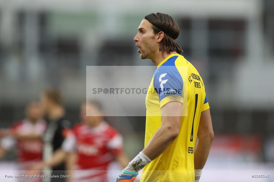 wütend, reklamiert, Fabian Giefer, FLYERALARM Arena, Würzburg, 06.12.2020, DFL, sport, action, Fussball, Deutschland, Dezember 2020, Saison 2020/2021, 2. Bundesliga, SV Sandhausen, FC Würzburger Kickers - Bild-ID: 2285562 wütend, reklamiert, Fabian Giefer, FLYERALARM Arena, Würzburg, 06.12.2020, DFL, sport, action, Fussball, Deutschland, Dezember 2020, Saison 2020/2021, 2. Bundesliga, SV Sandhausen, FC Würzburger Kickers - Bild-ID: 2285562