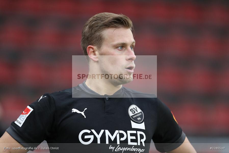 Julius Biada, FLYERALARM Arena, Würzburg, 06.12.2020, DFL, sport, action, Fussball, Deutschland, Dezember 2020, Saison 2020/2021, 2. Bundesliga, SV Sandhausen, FC Würzburger Kickers - Bild-ID: 2285569 Julius Biada, FLYERALARM Arena, Würzburg, 06.12.2020, DFL, sport, action, Fussball, Deutschland, Dezember 2020, Saison 2020/2021, 2. Bundesliga, SV Sandhausen, FC Würzburger Kickers - Bild-ID: 2285569