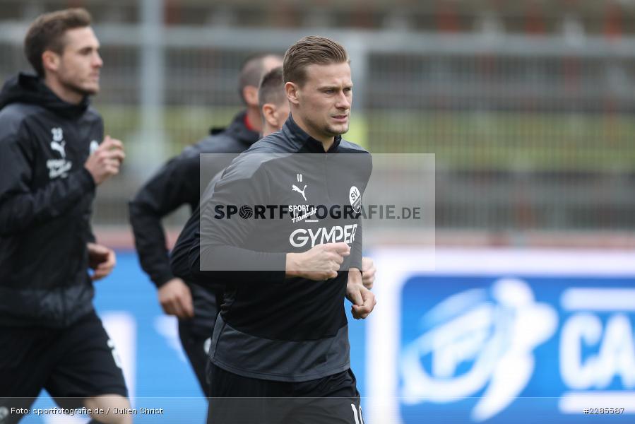 Julius Biada, FLYERALARM Arena, Würzburg, 06.12.2020, DFL, sport, action, Fussball, Deutschland, Dezember 2020, Saison 2020/2021, 2. Bundesliga, SV Sandhausen, FC Würzburger Kickers - Bild-ID: 2285587