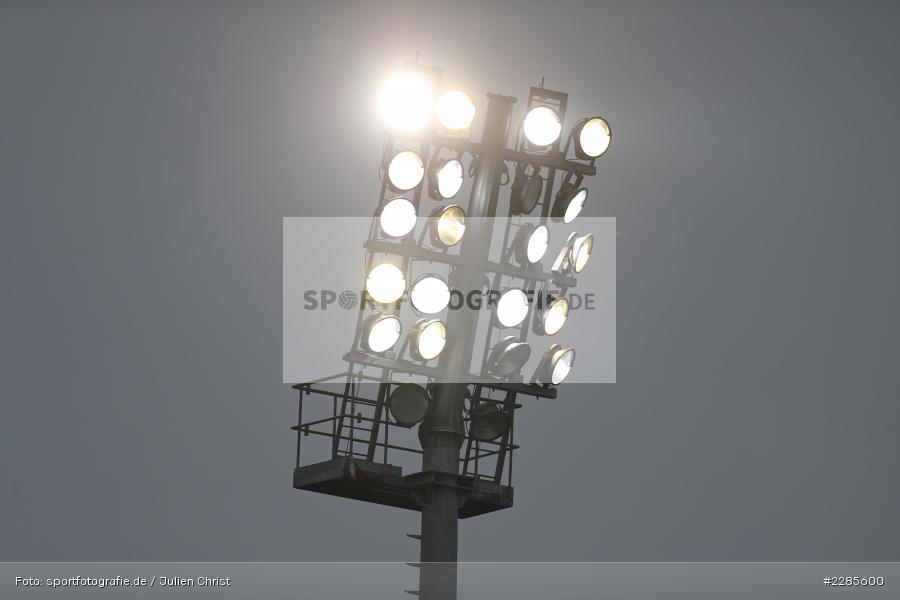 Mast, Flutlicht, FLYERALARM Arena, Würzburg, 06.12.2020, DFL, sport, action, Fussball, Deutschland, Dezember 2020, Saison 2020/2021, 2. Bundesliga, SV Sandhausen, FC Würzburger Kickers - Bild-ID: 2285600